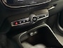 Volvo XC40 1.5 T4 Recharge Inscription 211Pk Automaat (APPLE CARPLAY, GROOT NAVI, MEMORY SEATS, STOELVERWARMING, CAMERA, LEDER, GETINT GLAS, NIEUWE APK, NIEUWSTAAT)