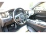 Volvo XC60 2.0 T6 Plug-in hybrid AWD R-Design 340 PK | Panoramadak | Standkachel | Harman Kardon audio | Stoelverwarming / koeling