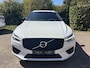 Volvo XC60 2.0 T6 Plug-in hybrid AWD R-Design | Panoramadak | Standkachel | Harman Kardon audio | Stoelverwarming / koeling