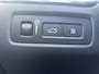 Volvo XC60 2.0 T6 Plug-in hybrid AWD R-Design 340 PK | Panoramadak | Standkachel | Harman Kardon audio | Stoelverwarming / koeling