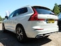Volvo XC60 2.0 T6 Plug-in hybrid AWD R-Design 340 PK | Panoramadak | Standkachel | Harman Kardon audio | Stoelverwarming / koeling