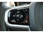 Volvo XC60 2.0 T6 Plug-in hybrid AWD R-Design 340 PK | Panoramadak | Standkachel | Harman Kardon audio | Stoelverwarming / koeling