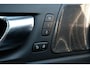 Volvo XC60 2.0 T6 Plug-in hybrid AWD R-Design 340 PK | Panoramadak | Standkachel | Harman Kardon audio | Stoelverwarming / koeling