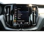 Volvo XC60 2.0 T6 Plug-in hybrid AWD R-Design 340 PK | Panoramadak | Standkachel | Harman Kardon audio | Stoelverwarming / koeling