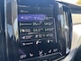 Volvo XC60 2.0 T6 Plug-in hybrid AWD R-Design 340 PK | Panoramadak | Standkachel | Harman Kardon audio | Stoelverwarming / koeling