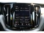 Volvo XC60 2.0 T6 Plug-in hybrid AWD R-Design 340 PK | Panoramadak | Standkachel | Harman Kardon audio | Stoelverwarming / koeling