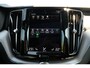 Volvo XC60 2.0 T6 Plug-in hybrid AWD R-Design 340 PK | Panoramadak | Standkachel | Harman Kardon audio | Stoelverwarming / koeling