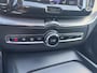Volvo XC60 2.0 T6 Plug-in hybrid AWD R-Design 340 PK | Panoramadak | Standkachel | Harman Kardon audio | Stoelverwarming / koeling