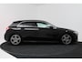 Mercedes-Benz A-klasse 200 Business Solution AMG (NAVIGATIE, CAMERA, STOELVERWARMING, LED, PDC)