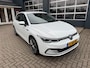 Volkswagen Golf 1.5 TSI Life Business / ACC / Full LED / Camera / Massage sportzetels .
