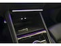 Volkswagen Tiguan 1.5 eHybrid 204pk R-Line Panoramadak Black Style Trekhaak Stoelkoeling BOMVOL!! NLauto 1e Eigenaar