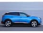 Peugeot 3008 1.2 PURETECH 130PK GT AUTOMAAT / NAVI / LEDER / CLIMA / PDC / 18" LMV / CAMERA / KEYLESS / FULL-LED / ALCANTARA / WINTERPAKKET / ADAPT. CRUISECONTROL  / NIEUWSTAAT !!