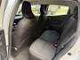 Renault Clio 1.0 TCe / Navigatie / Apple CarPlay - Android / 1e Eigenaar / ALL-Season banden / Cruise Control / PDC met optische w