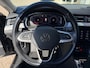 Volkswagen Passat 1.5 TSI Business + - Automaat Pano Trekhaak Navi Stoelverwarming Apple Carplay Android Auto
