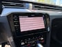 Volkswagen Passat 1.5 TSI Business + - Automaat Pano Trekhaak Navi Stoelverwarming Apple Carplay Android Auto