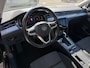 Volkswagen Passat 1.5 TSI Business + - Automaat Pano Trekhaak Navi Stoelverwarming Apple Carplay Android Auto