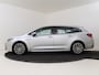 Toyota Corolla Touring Sports 2.0 Hybrid Style | NL dealeronderhouden |