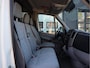 Volkswagen Crafter 2.5 TDI 136pk L2H2 - Airco - Trekhaak - 3 Zits