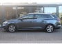 Renault Megane Estate 1.0 TCe Intens | Head-Up display | Camera | Trekhaak | Cruise-control | Keyless | Pano-dak |