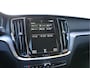 Volvo V60 2.0 B3 Momentum Advantage | Apple/Android Auto | Navigatie | Parkeersensoren