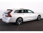 Volvo V90 T6 Recharge AWD Plus Bright - Panorama/schuifdak - IntelliSafe Assist & Surround - 360º Camera - Harman Kardon audio - Adaptieve LED koplampen - Verwarmde voorstoelen, stuur & achterbank - Parkeersensoren voor & achter - Elektr. bedienb. voorstoelen met geheugen - Draadloze tel. lader - Extra getint glas - Inklapbare trekhaak - 19' LMV