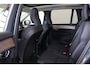 Volvo XC90 T8 Recharge AWD Plus Bright - Panorama/schuifdak - IntelliSafe Assist & Surround - 360º Camera - Harman/Kardon audio - Verwarmde voorstoelen, stuur & achterbank - Parkeersensoren voor & achter - Elektr. bedienb. voorstoelen met geheugen - Head up display - Draadloze tel. lader - Extra getint glas - Inklapbare trekhaak - 21' LMV
