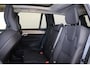 Volvo XC90 T8 Recharge AWD Plus Bright - Panorama/schuifdak - IntelliSafe Assist & Surround - 360º Camera - Harman/Kardon audio - Verwarmde voorstoelen, stuur & achterbank - Parkeersensoren voor & achter - Elektr. bedienb. voorstoelen met geheugen - Head up display - Draadloze tel. lader - Extra getint glas - Inklapbare trekhaak - 21' LMV