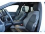 Volvo XC60 T8 Plug-in hybrid AWD R-Design Volvo XC60 T8 Recharge Automaat  AWD R-Design | Panoramadak | Premium Harman Kardon audio | 360° Parkeercamera | Google Infotaiment | Adaptive Cruise Control | Elektrisch bedienbare voorstoelen | Volvo on Call