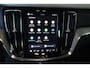 Volvo V60 2.0 T6 Plug-in hybrid AWD Plus Dark | Elektrische wegklapbare trekhaak | Adaptive Cruise Control | 360° Parkeercamera | Stoelverwarming | Stuurwielverwarming | Harman Kardon Premium Audio | Google infotainment | Longe Range