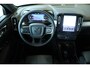 Volvo XC40 B4 Plus Dark | Trekhaak Semi-elektrisch | Adaptieve Cruise Control | Pilot Assist | Verwarmbare voorstoelen | Verwarmbaar stuurwiel | Blind Spot Information System | Verwarmbare voorruit | Parkeercamera | Parkeersensoren voor + achter |