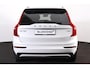 Volvo XC90 T8 Recharge AWD Ultimate Dark - Panorama/schuifdak - IntelliSafe Assist & Surround - 360º Camera - Bowers & Wilkins audio - Adaptieve LED koplampen - Verwarmde voorstoelen, stuur & achterbank - Parkeersensoren voor & achter - Elektr. bedienb. voorstoelen met geheugen - Geventileerde voorstoelen - Head up display - Draadloze tel. lader - Extra getint glas - Inklapbare trekhaak - 22' LMV