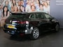 Renault Megane Estate 1.3 TCe 140 Techno - Trekhaak -  Dodehoek - Parkeerassistent - Uitparkeerwaarschuwing - Allseasons