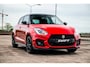 Suzuki Swift 1.4 Sport Smart Hybrid | Airco/Clima | Adaptive Cruise Control | Camera | Stoelverwarming | LM Velgen |