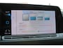 Volkswagen Golf 1.5 eTSI 150pk R-Line DSG Automaat / Panorama Schuifdak / Navigatie Pro / LM 18 inch / Camera / LED IQ