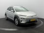 Hyundai Kona Electric EV Fashion 64 kWh 3-Fase SOH 95,2% | Warmtepomp | Camera | Navigatie | Head-Up Display