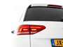 Volkswagen Touran 1.2 TSI Connected Series *NAVI-FULLMAP | HEATED-COMFORTSEATS | MASSAGE | PRIVACYGLASS | DAB | ECC | PDC | CRUISE | TOWBAR | 16''ALU*