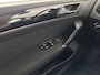 Volkswagen Touran 1.2 TSI Connected Series *NAVI-FULLMAP | HEATED-COMFORTSEATS | MASSAGE | PRIVACYGLASS | DAB | ECC | PDC | CRUISE | TOWBAR | 16''ALU*