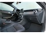 Mercedes-Benz GLA 200 Edition 1 NAP Panorama Harman/kardon Memory