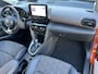 Toyota Yaris Cross 1.5 Hybrid Executive | Carplay | Dode hoek waarschuwing | Stoelverwarming | Head up display |