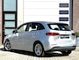 Mercedes-Benz B-klasse 180 Business Sol Luxury Automaat | Uniek 44000KM! | Navigatie | Camera | Leder Sport Int | Rij - Park Assist | Intellig licht syst | 16"LM Velgen | Mod 2020 | 1e Eigenaar!