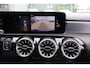 Mercedes-Benz A-klasse Business Solution AMG 1e Eigenaar | Volledig Onderh | BTW | NAP | Widescreen | Sfeer | Stoelverwarming | Carplay | Navi | Camera | Climate | Keyless | Bots | PDC