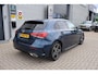 Mercedes-Benz A-klasse Business Solution AMG 1e Eigenaar | Volledig Onderh | BTW | NAP | Widescreen | Sfeer | Stoelverwarming | Carplay | Navi | Camera | Climate | Keyless | Bots | PDC