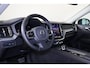 Volvo XC60 T6 Recharge AWD Plus Bright - Panorama/schuifdak - IntelliSafe Assist & Surround - 360º Camera - Harman/Kardon audio - Adaptieve LED koplampen - Verwarmde voorstoelen, stuur & achterbank - Parkeersensoren voor & achter - Elektr. bedienb. voorstoelen met geheugen - Head up display - Extra getint glas - Draadloze tel. lader - Elektr. inklapbare trekhaak - 20' LMV
