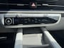 Hyundai Ioniq 6 Lounge 77.4 kWh | Airco | Cruise Control | Navigatie | Lederen bekleding | lichtmetalen velgen 20" | Stoelverwarming | Stuurverwarming |