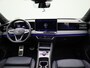 Volkswagen Tiguan 1.5 eHybrid R-Line Edition 272 PK| Panoramadak | Trekhaak | Leder Interieur | Voorstoelen Met Massage en Geheugen | Stoelverwarming Voor & Achter | Stoelventilatie | Navigatie Groot | Harman Kardon Audio