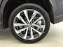 Toyota Corolla Cross Hybrid 140 Style + Premium Pack I | Stuur en stoelverwarming | BEARLOCK | TREKHAAK | El achterklep | BSM | PDC |