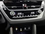 Toyota Corolla Cross Hybrid 140 Style + Premium Pack I | Stuur en stoelverwarming | BEARLOCK | TREKHAAK | El achterklep | BSM | PDC |