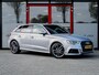 Audi A3 Sportback 1.0 TFSI Sport Pro S Line | Navigatie | Stoelverwarming | Climate Control | Cruise Control | 3x S-Line | Metallic Lak | Privacy Glas | Parkeersensoren | LED Koplampen | Lichtmetalen Velgen |