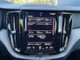 Volvo XC60 2.0 B5 Inscription | Head-up Display | Schuifdak | Navigatie | Cruise Control | Climate Control | Apple Carplay | Android Auto | Herman / Kardon |