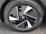 Hyundai Ioniq 5 Pure Edition 84 kWh / Nieuw direct leverbaar / 3-fase / Navigatie / Perkeersensoren / 100% SoH / 5 jaar Fabrieksgarantie / 8 Jaar accu garantie /
